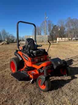 2021 Kubota ZD1211-60″ Diesel Zero Turn Mower only 100 Hours