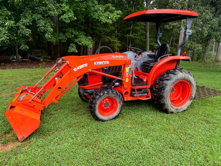 2016 Kubota Grand L3560HST 4×4 with Loader