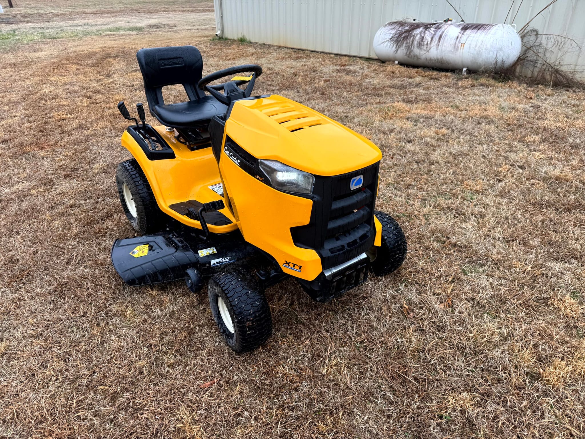 2021 Cub Cadet XT1-42″ Residential Mower