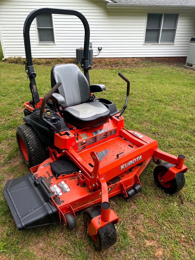2016 Kubota Z726-60″ Kawasaki Gas Commercial Zero Turn Mower
